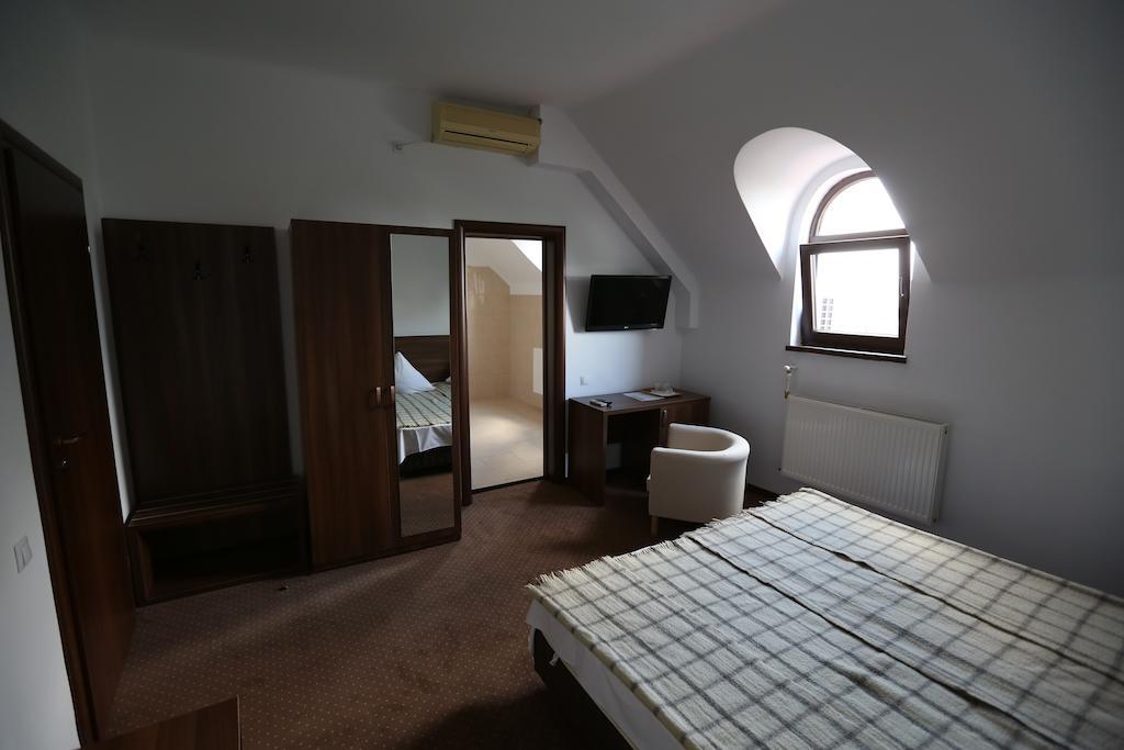 Banat Hotel Bukarest Kültér fotó